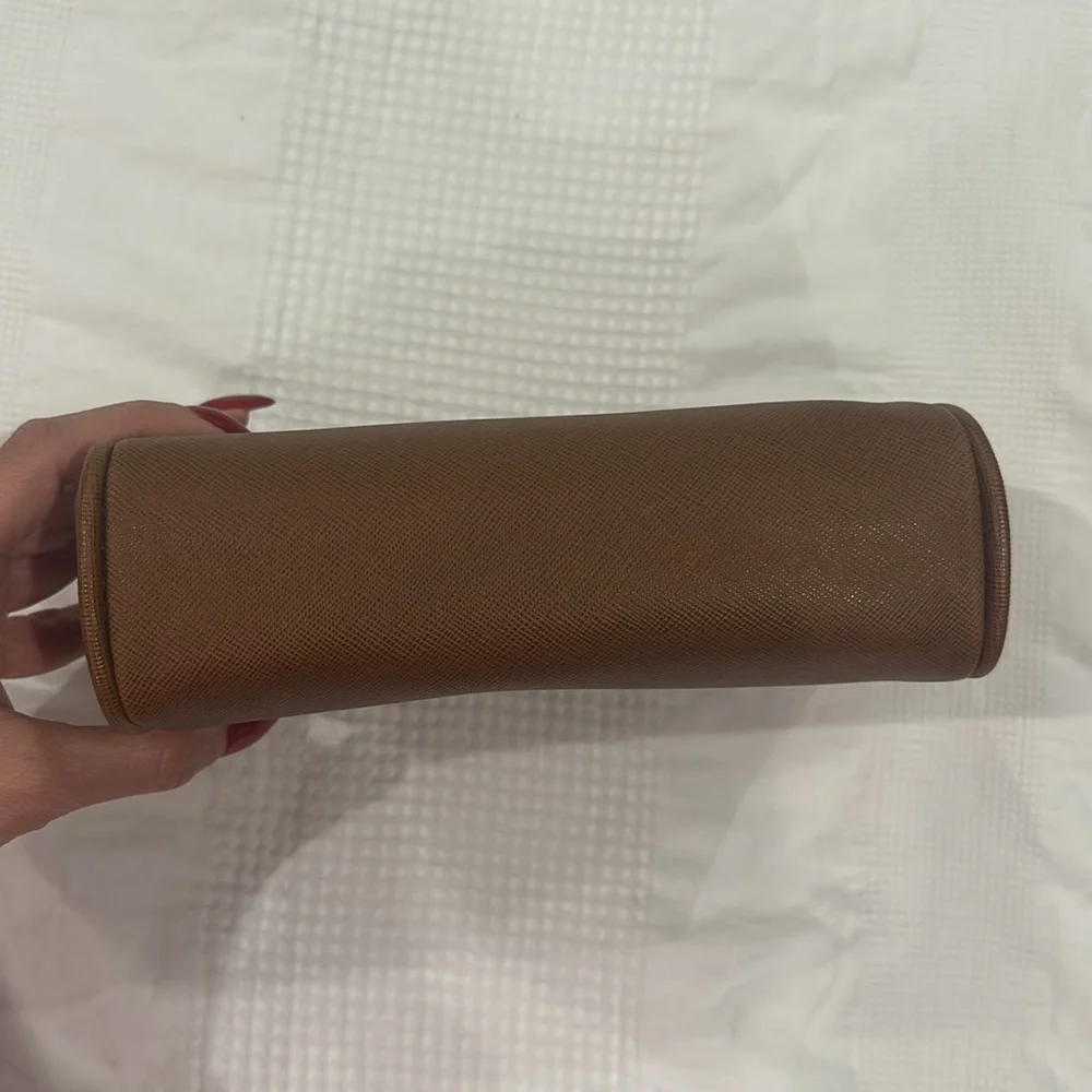 Michael Kors tan bag
